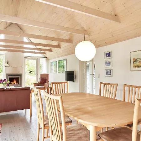 6 Person In Aakirkeby-by Traum Casa de Férias *