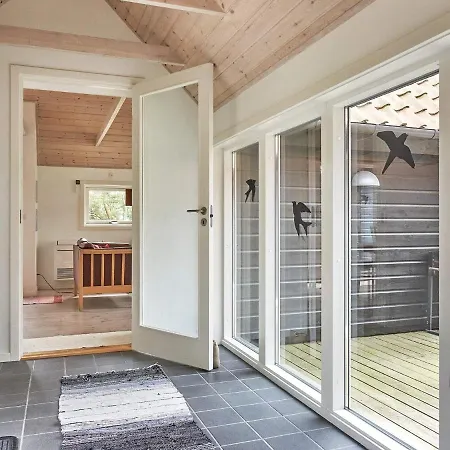 Casa de Férias 6 Person In Aakirkeby-by Traum